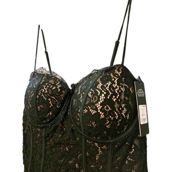 ❌️❌️ SOLD ❌️❌️ sexy lace mini dress size 3XL stretchy bodycon - Picture 5 of 9